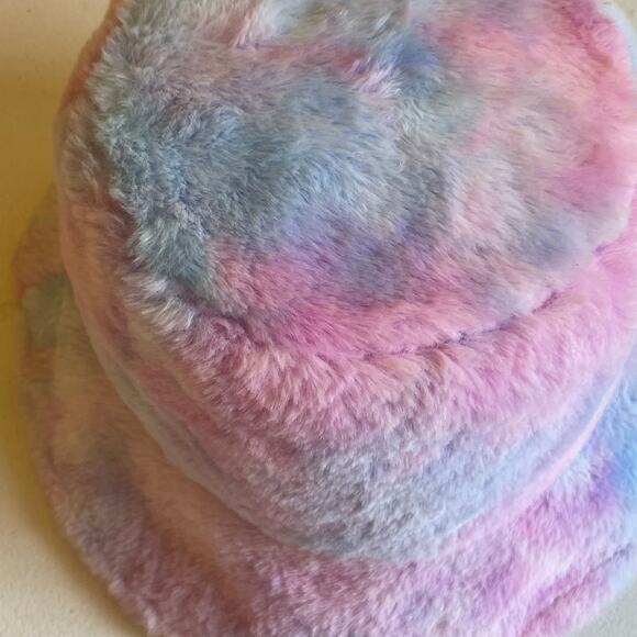 Pastel Fuzzy Bucket Hat Cozy Tie Dye Plush Streetwear Y2K Aesthetic Festival - Picture 4 of 5